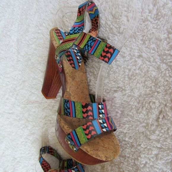 Gianni Bini Chunky High Heels Women's Size 8 Multicolor Tribal Print VGUC - Picture 10 of 14
